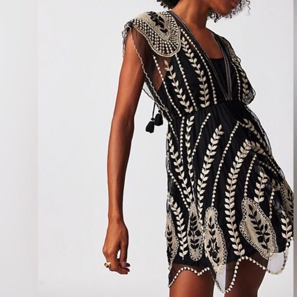 Free People Dresses & Skirts - Free People Ollari Ethereal Embroidered Lace Mini Dress in Black
